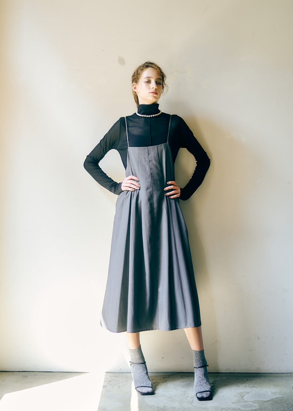 【再販・定番】メッシュニットハイネックトップス