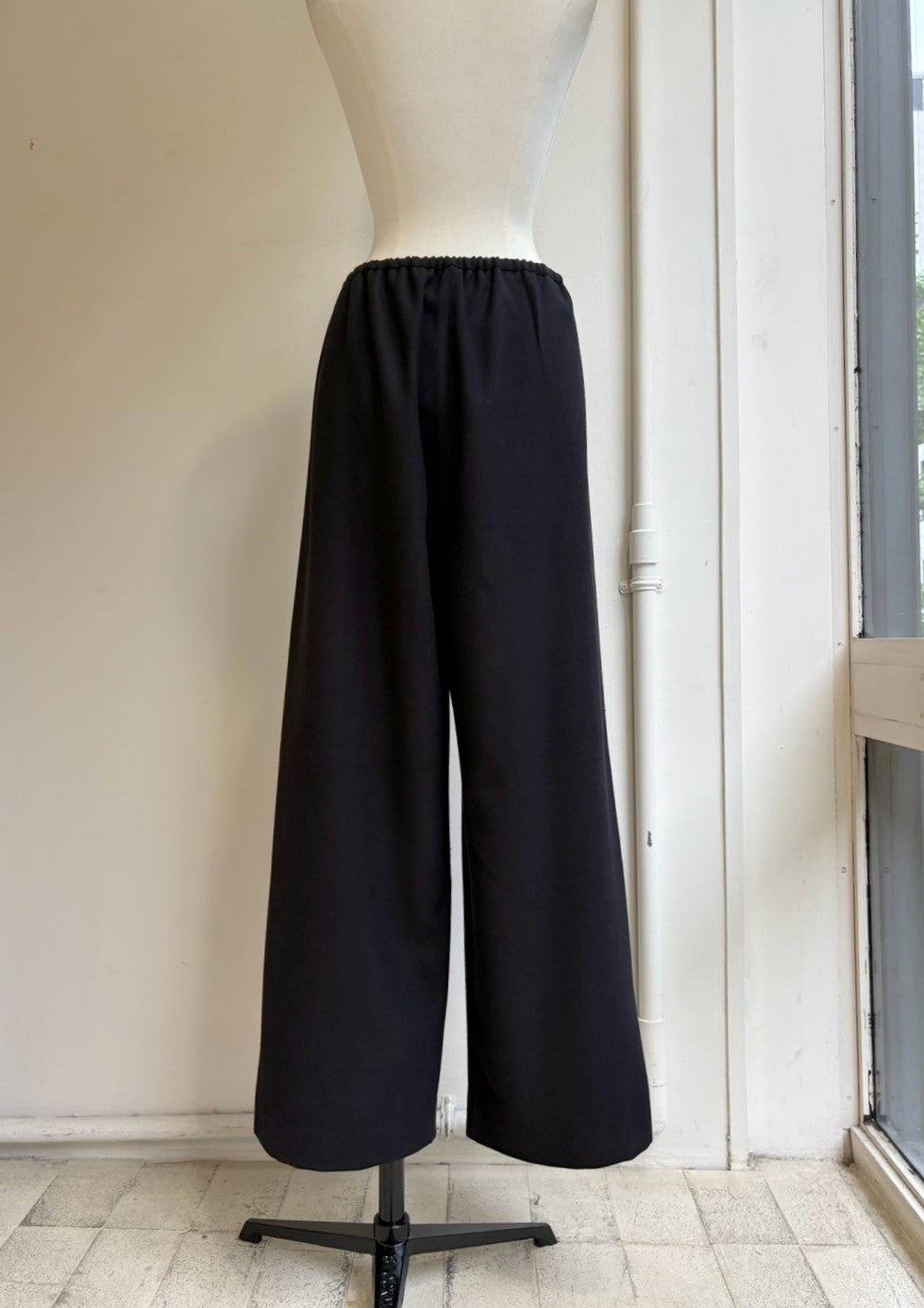 起毛ハイウエストドロストタックパンツ