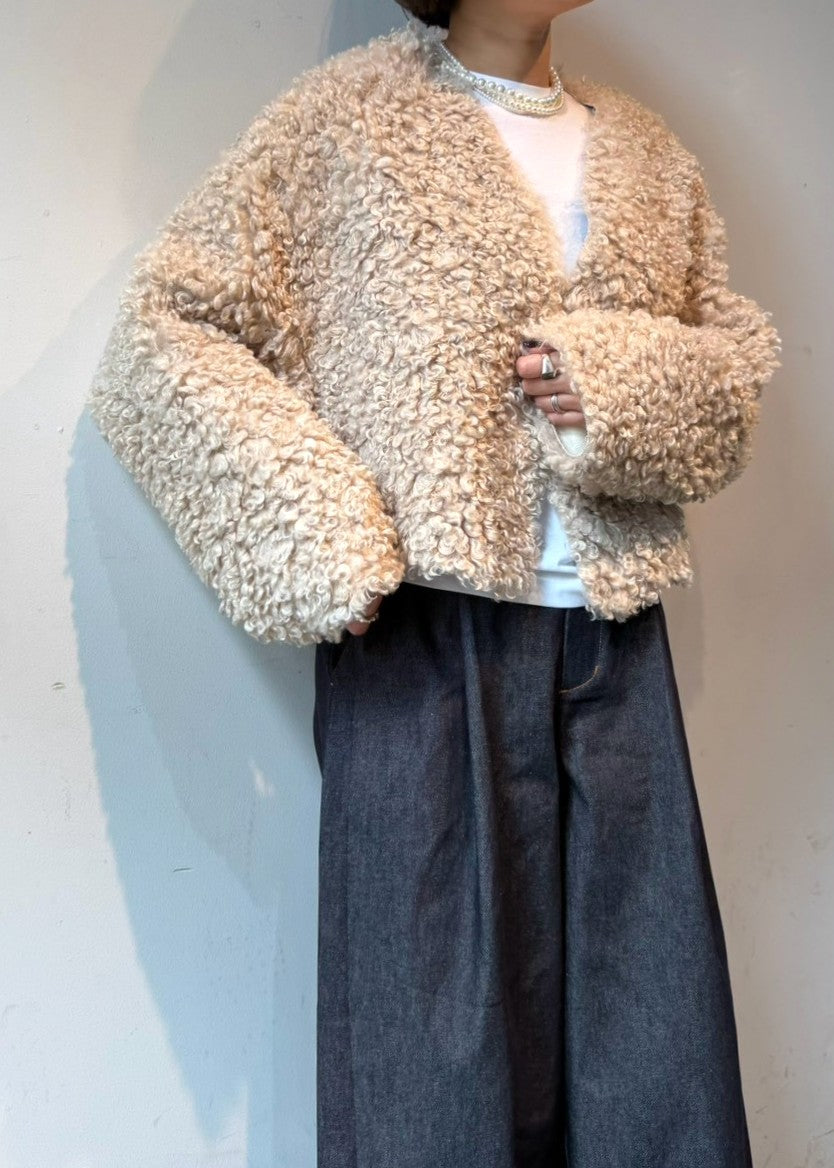 カーリーファーリバーシブルコート