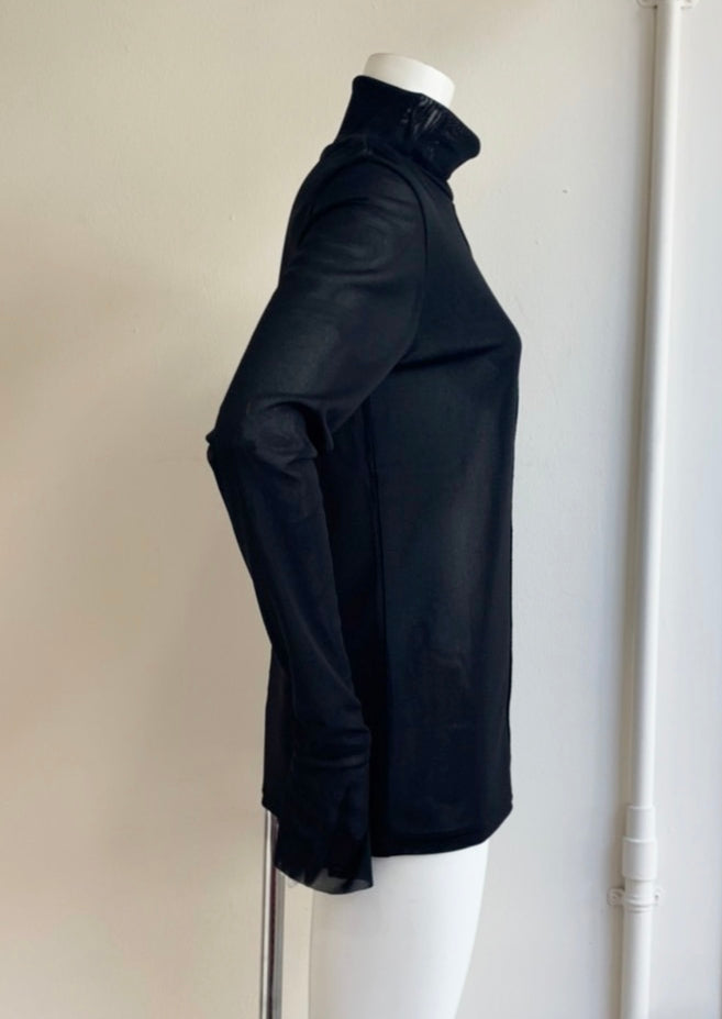 【再販・定番】メッシュニットハイネックトップス
