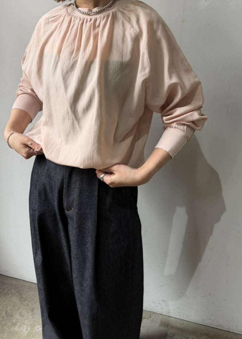 ドライタッチシアーブラウス