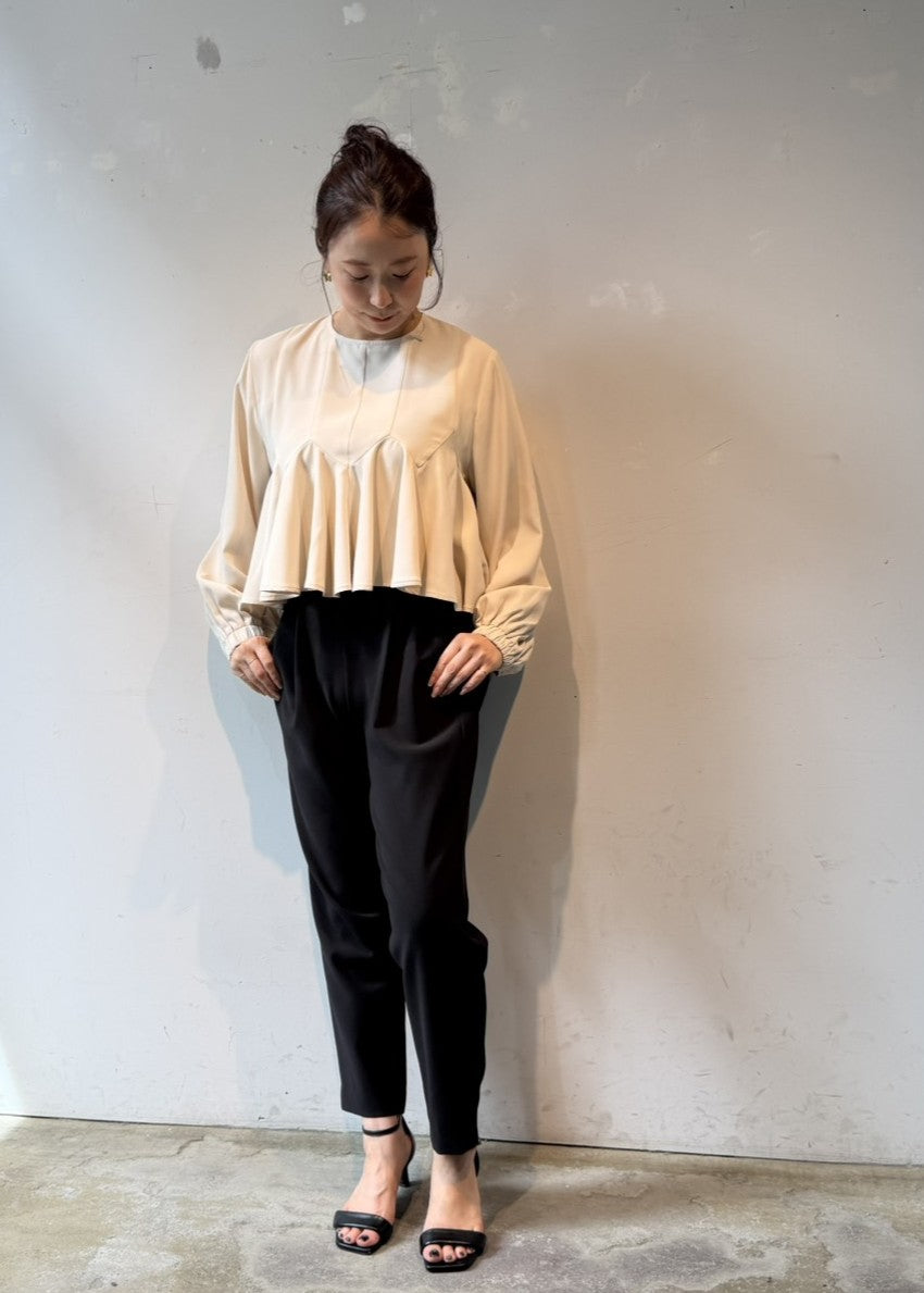 ラッフルヘムジョーゼットブラウス