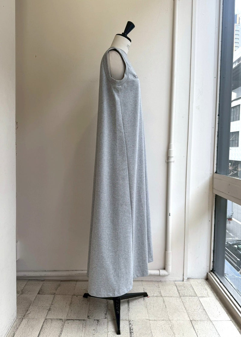 ロゴカットソーワンピース