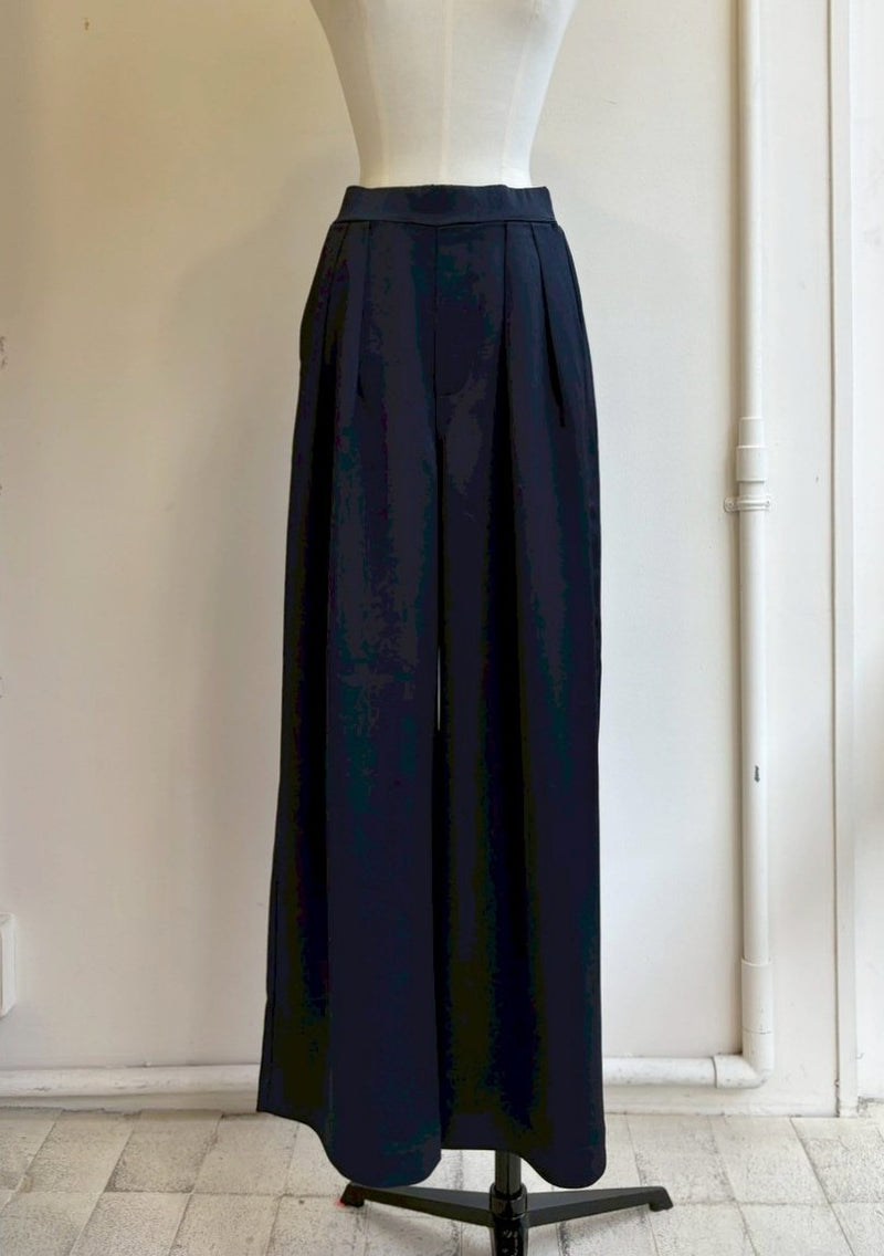 サテンハイウエストストレートパンツ